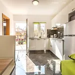 Apartamento Front In With Wifi Piran