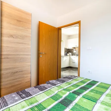 In With Kitchen 아파트