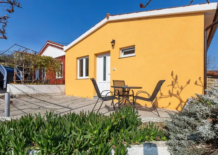 In With Kitchen アパート *